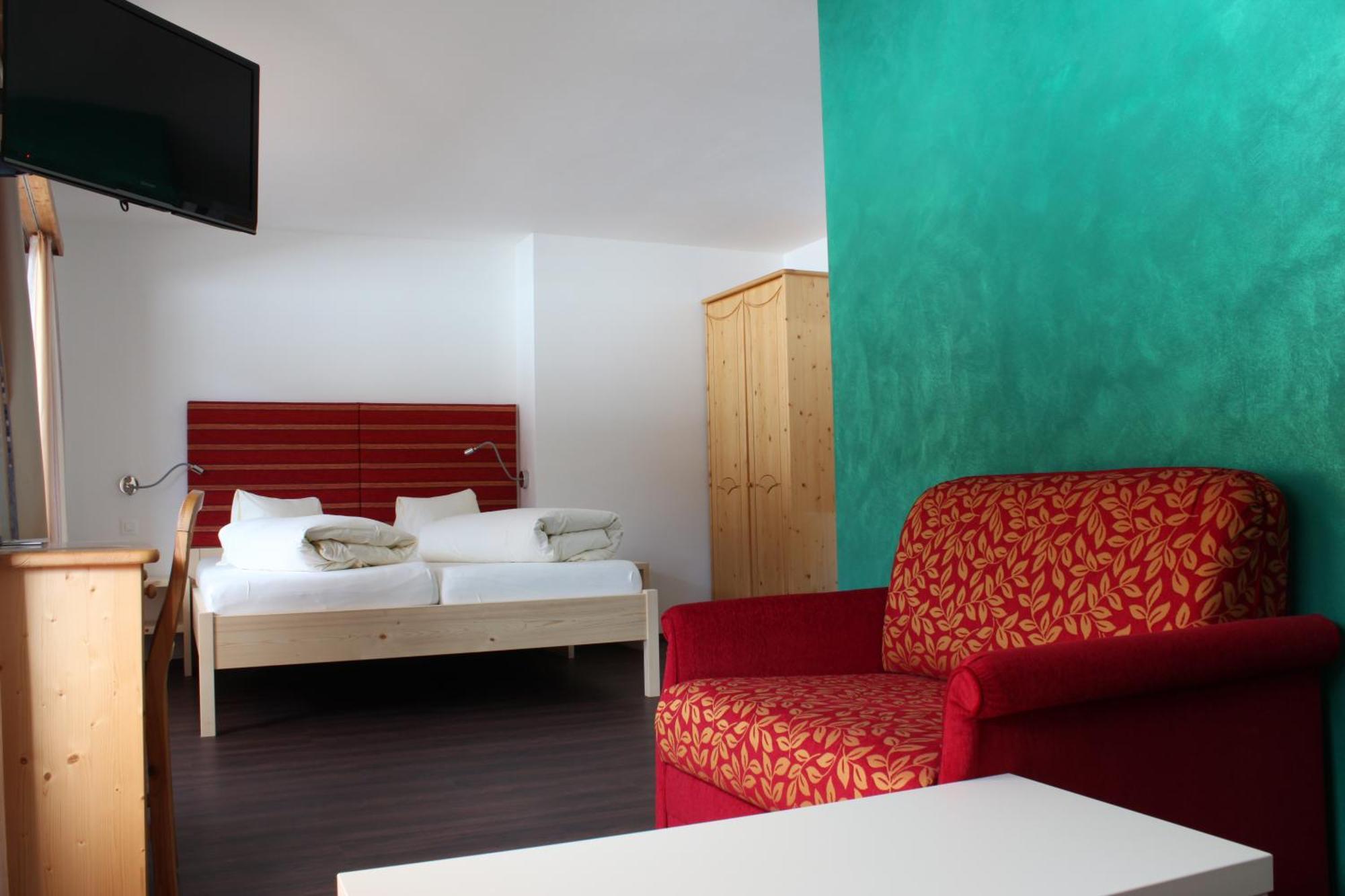 Tschierv Hotel Al Rom חדר תמונה