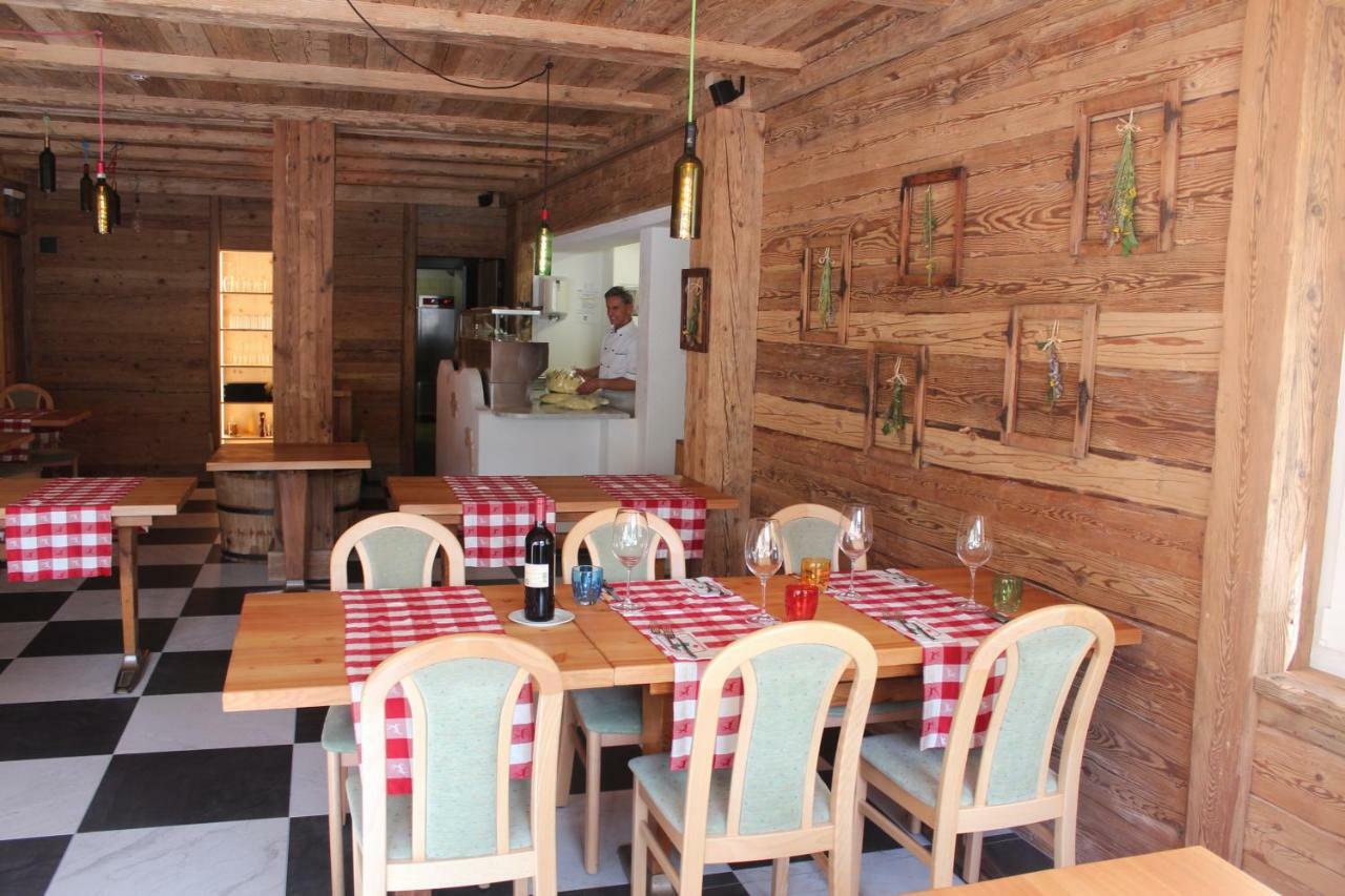 Tschierv Hotel Al Rom מראה חיצוני תמונה