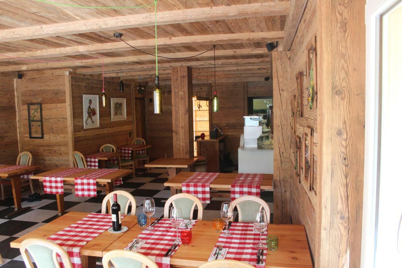 Tschierv Hotel Al Rom מראה חיצוני תמונה