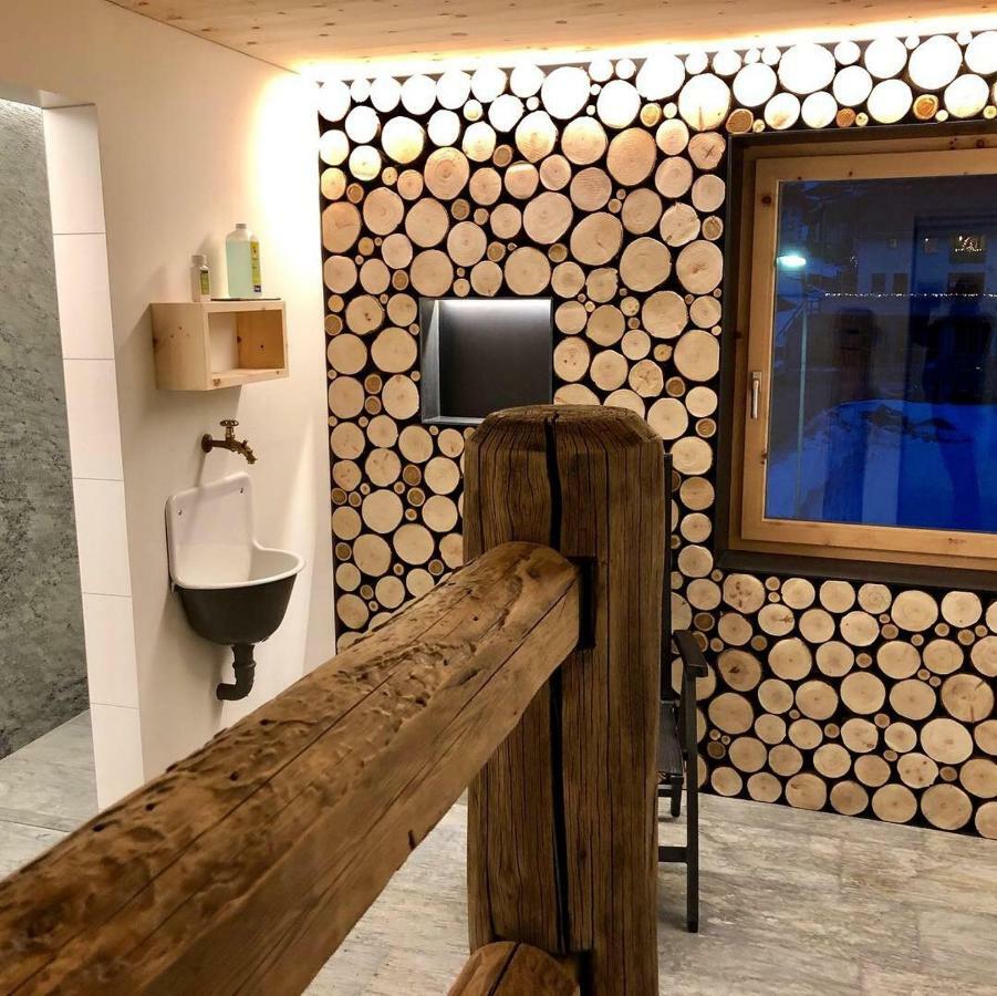 Tschierv Hotel Al Rom מראה חיצוני תמונה